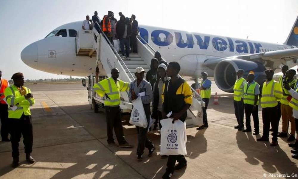 Μεγάλο χρηματικό μπόνους σε μετανάστες που θα επαναπατριστούν εθελουσίως